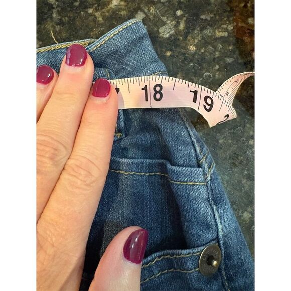 Ashley Stewart Women's Denim Capris Blue Size 16 Casual Culotte Style - Picture 9 of 10